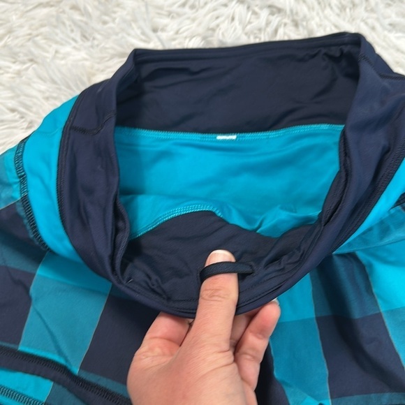 Lululemon Run Shorts - Picture 2 of 5